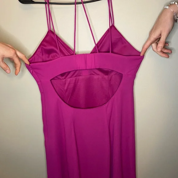 EXPRESS strappy v-neck mini dress EXCELLENT CONDITION - Picture 6 of 8